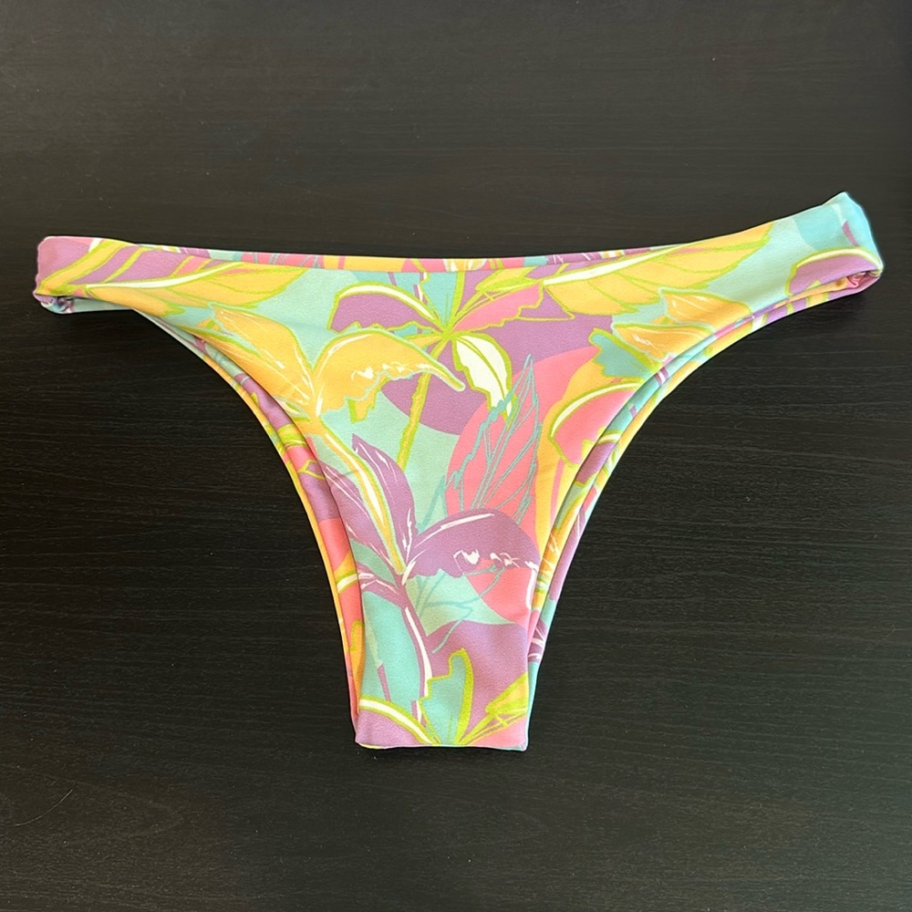Skatie• ‘Dylan’ Bikini Bottom in PALM SPRINGS